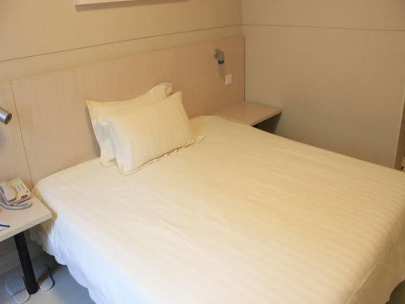 Jinjiang Inn Shenyang Zhongshan Square Medical University First Hospital Esterno foto